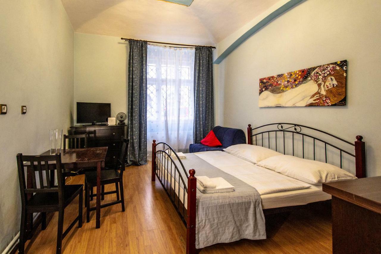 Ruterra Apartment Cimburkova Prague Extérieur photo