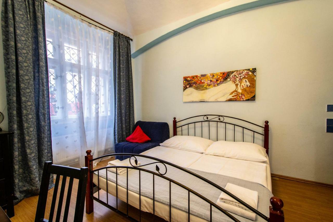 Ruterra Apartment Cimburkova Prague Extérieur photo